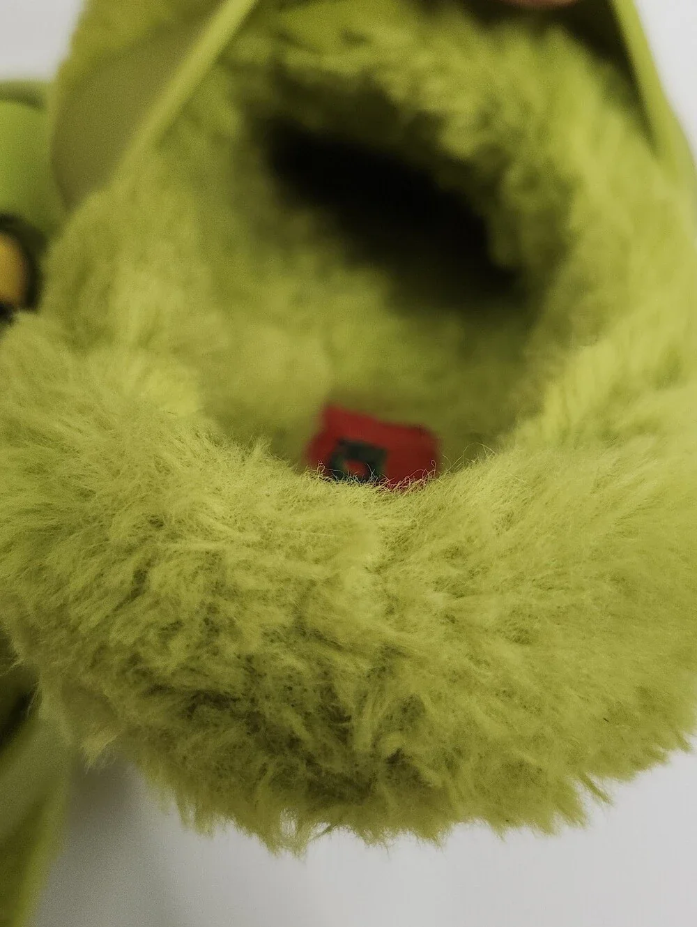 The Grinch Clogs Slippers Crocs Green Faux Fur Lined Santa Classic Size 10 Kids